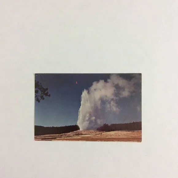 VINTAGE Post Card Old Faithful Geyser Yellowstone - Picture 4 of 12